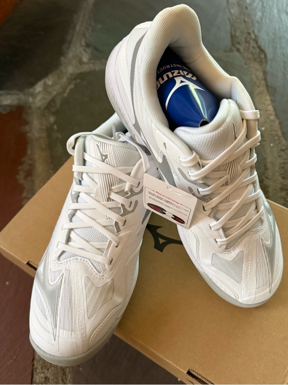 Women's Wave Exceed Court AC Tennis Shoes White and Ultimate Grey 8.5